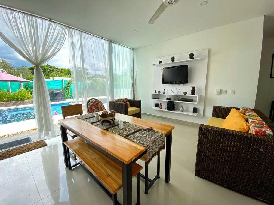 Вилла Casa Palma Roja Boutique , Piscina Privada Кармен-де-Апикала Экстерьер фото